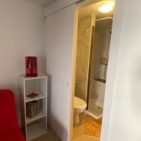 Apartment A Macina Brando