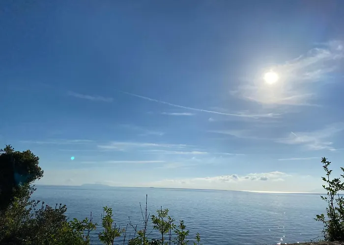 A Macina Apartment Brando