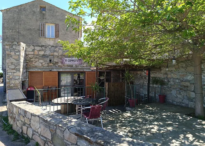 A Macina Apartment *